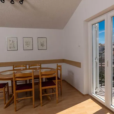 House Masa Apartment Novi Vinodolski